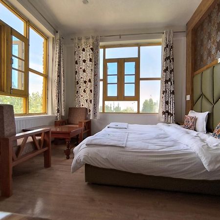 Gulmarg Gs Residency Hotel Екстер'єр фото