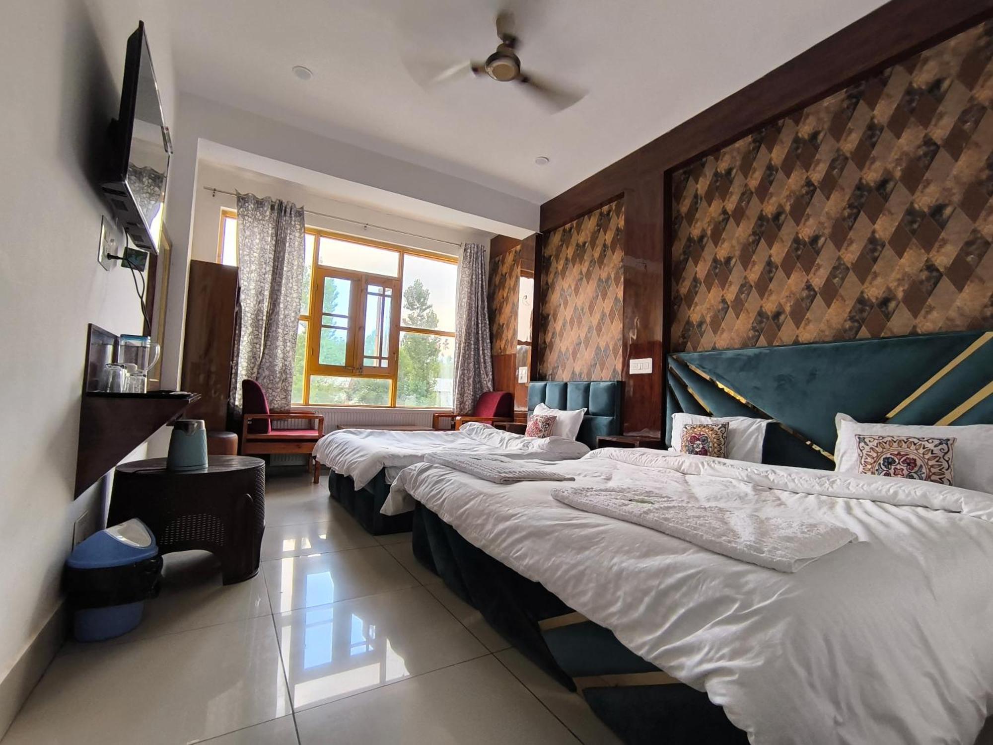 Gulmarg Gs Residency Hotel Екстер'єр фото